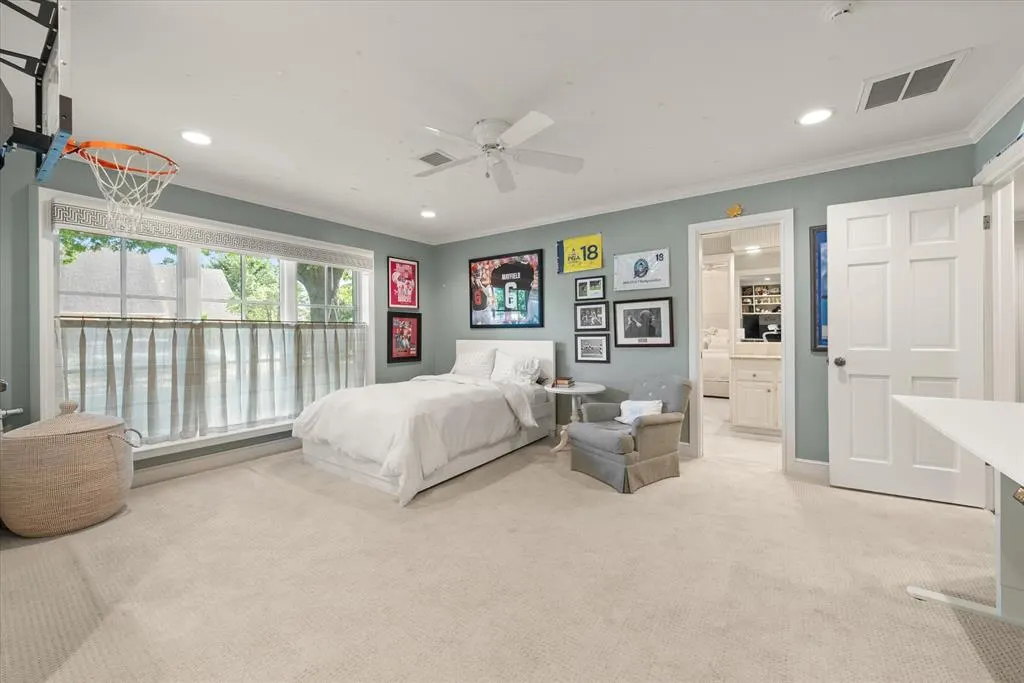 Photo 37 — 1401 Glenbrook Drive, Oklahoma City, OK 73118