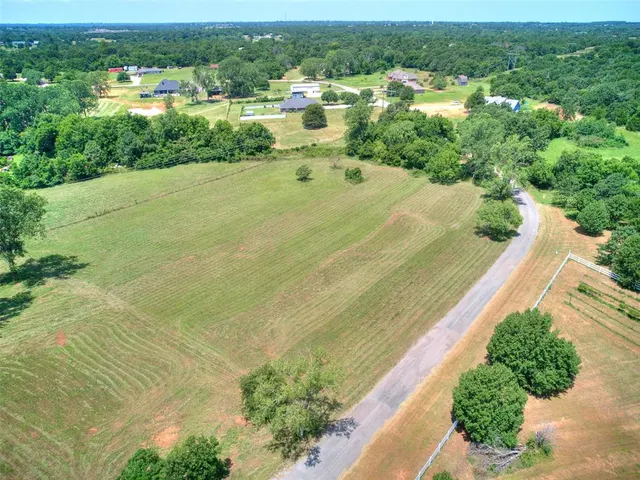 Photo 3 — 252627 Shady Grove Road, McLoud, OK 74851