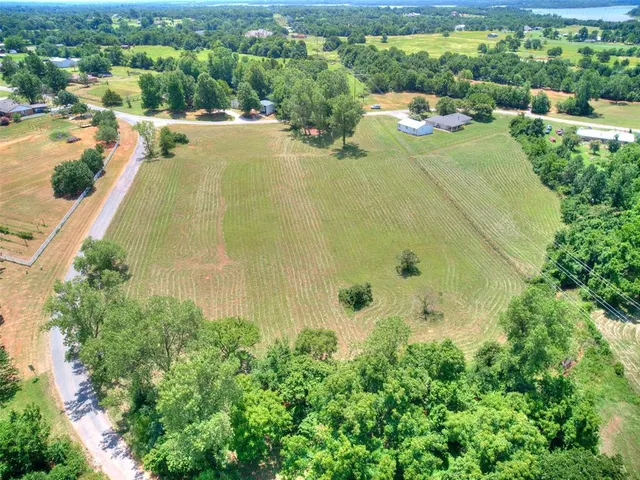 Photo 5 — 252627 Shady Grove Road, McLoud, OK 74851