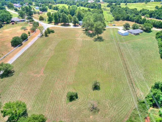 Photo 6 — 252627 Shady Grove Road, McLoud, OK 74851