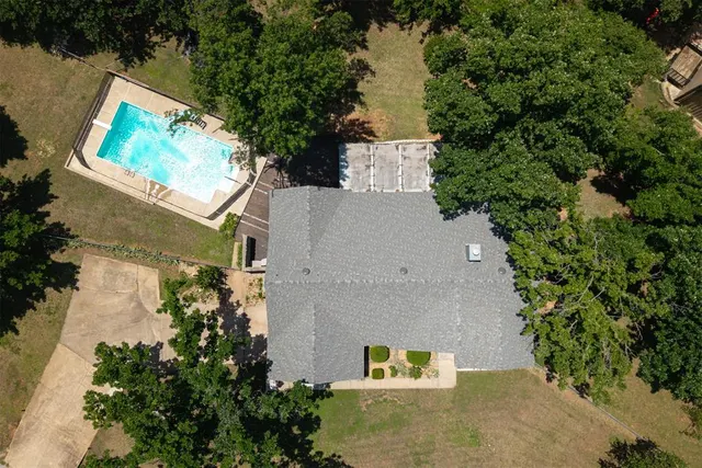 Photo 5 — 6204 Plumtree Lane, Edmond, OK 73034