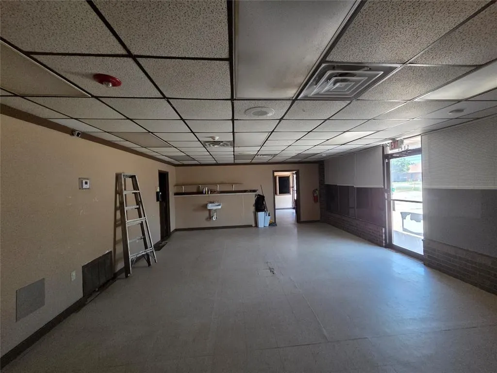 Photo 7 — 8421 NE 10th Street A, Midwest City, OK 73110