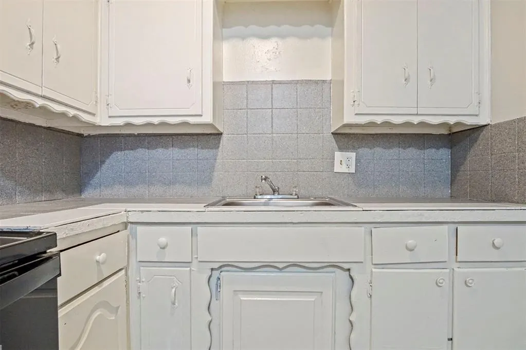 Photo 7 — 218 SE 44th Street, Oklahoma City, OK 73129