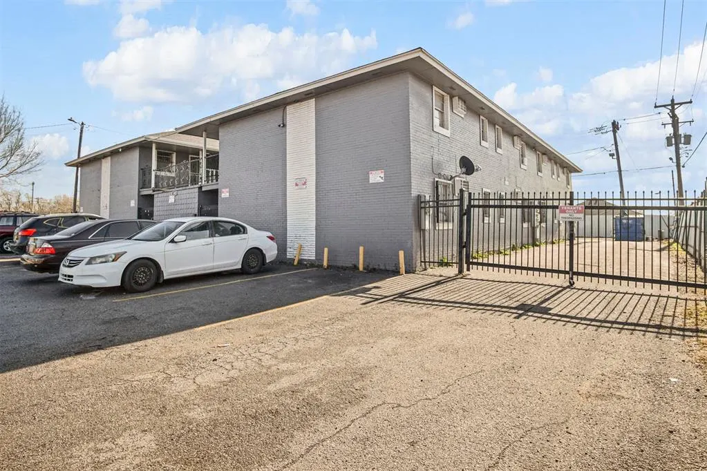 Photo 18 — 218 SE 44th Street, Oklahoma City, OK 73129
