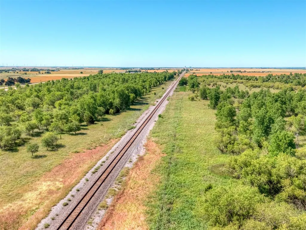 Photo 5 — 1225 W Marshall Road, Bison, OK 73720