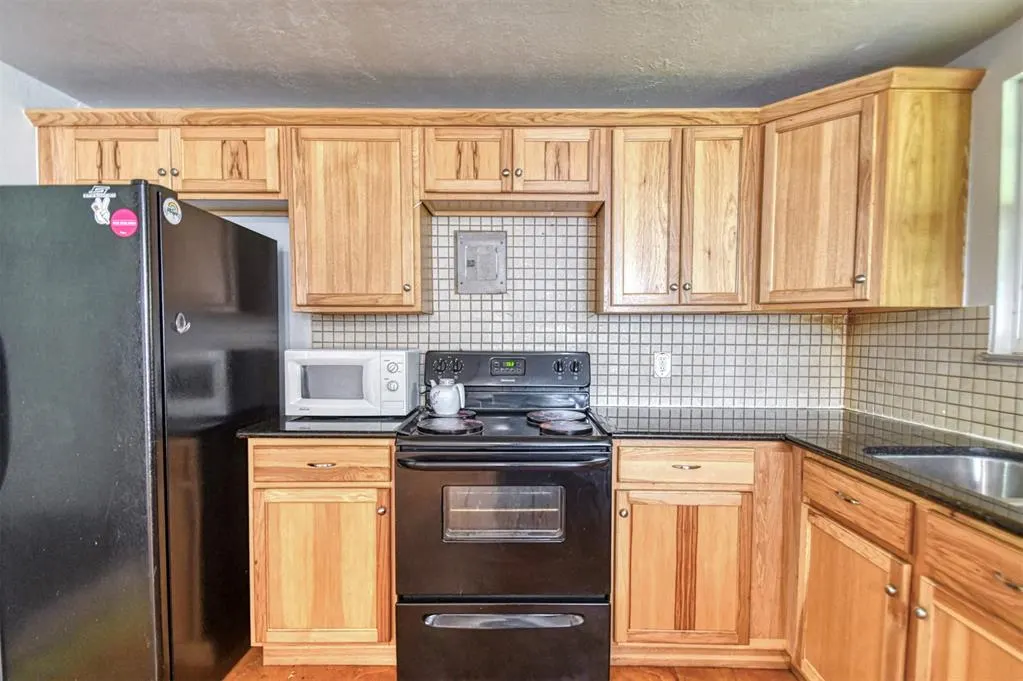 Photo 20 — 717 E Johnson Street, Norman, OK 73071