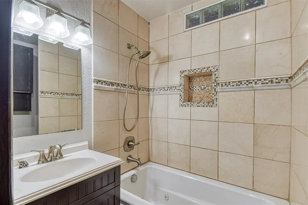 Photo 27 — 717 E Johnson Street, Norman, OK 73071