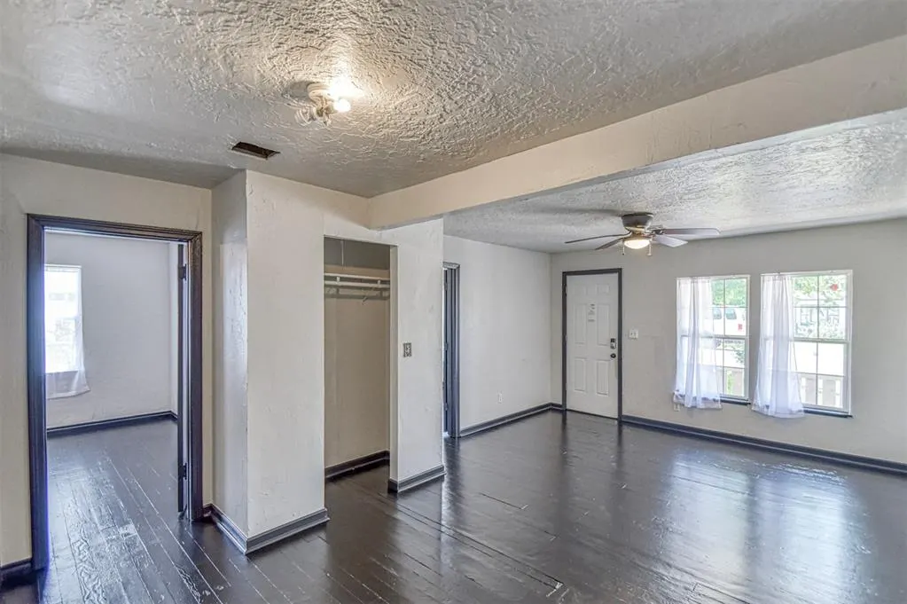 Photo 10 — 717 E Johnson Street, Norman, OK 73071