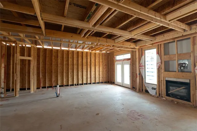Photo 3 — 8340 Hazelwood Way, Edmond, OK 73034
