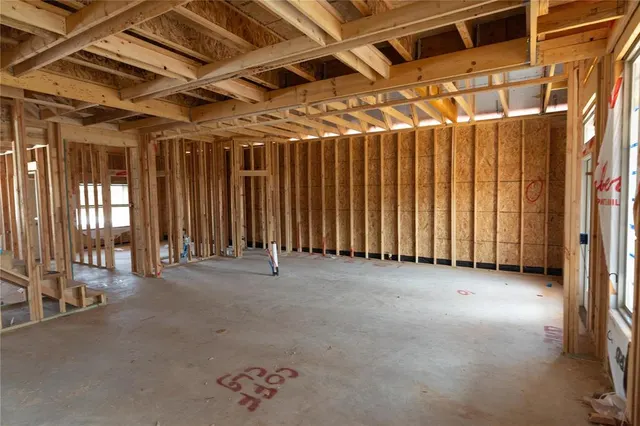 Photo 4 — 8340 Hazelwood Way, Edmond, OK 73034