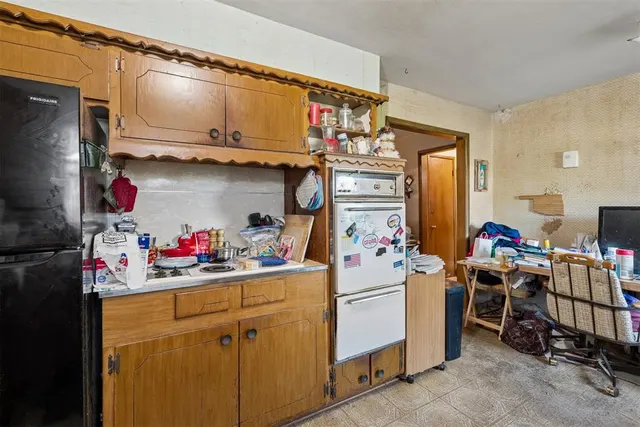 Photo 7 — 3113 N Warren Avenue, Oklahoma City, OK 73112