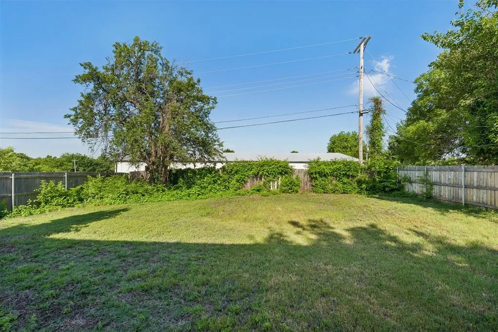 Photo 32 — 3113 N Warren Avenue, Oklahoma City, OK 73112