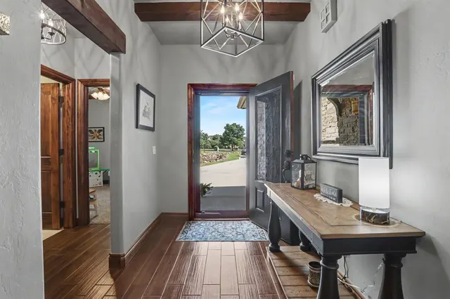 Photo 2 — 937 Villas Creek Drive, Edmond, OK 73003
