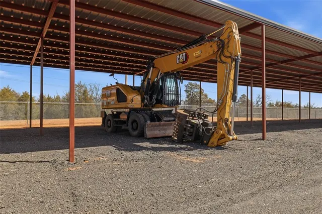 Photo 3 — 15401 S Peebly Road, Newalla, OK 74857