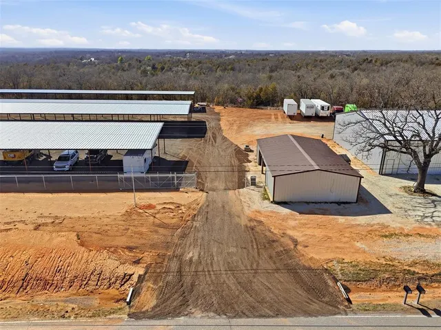 Photo 4 — 15401 S Peebly Road, Newalla, OK 74857