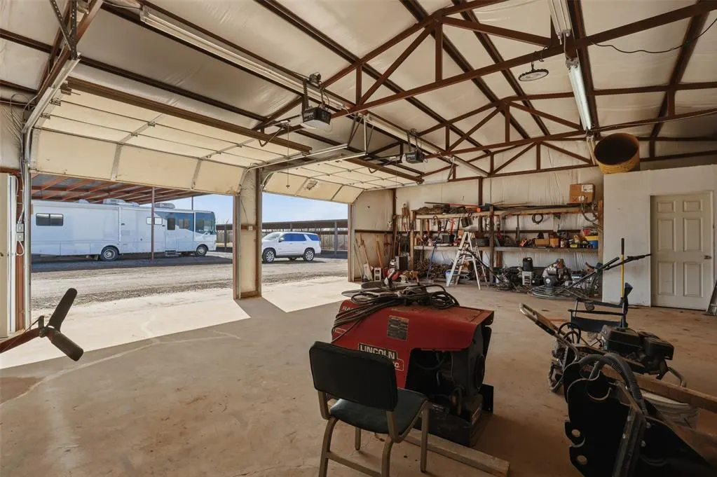 Photo 10 — 15401 S Peebly Road, Newalla, OK 74857