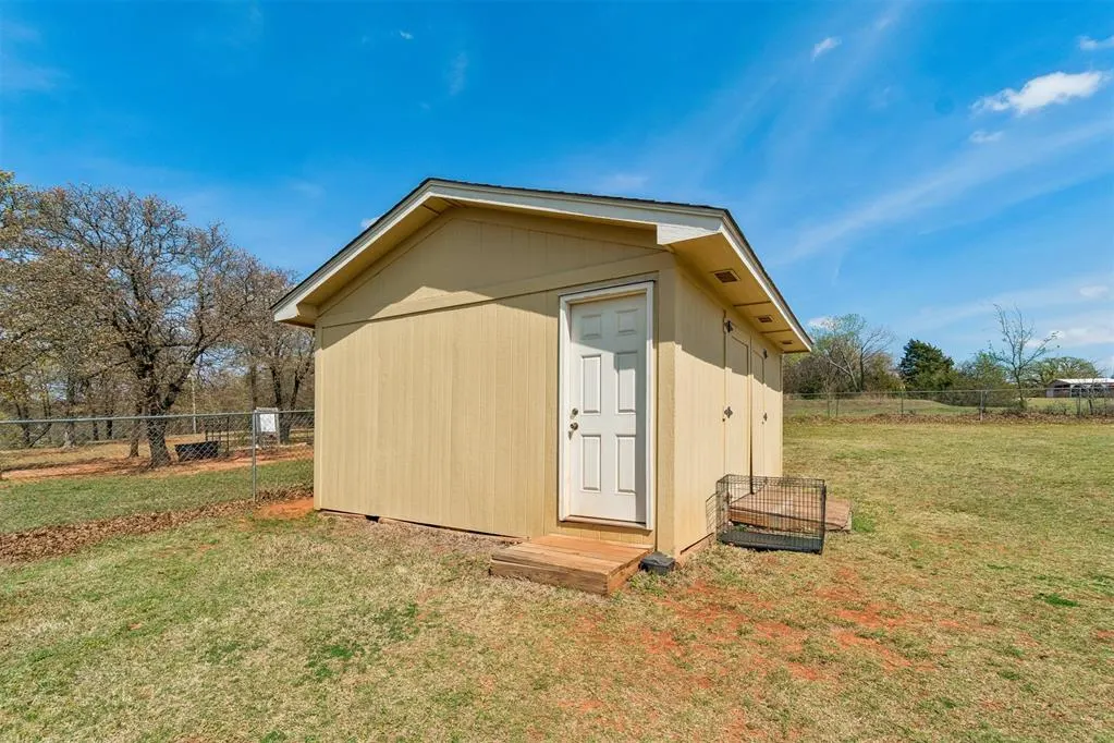 Photo 16 — 10170 E Post Oak Road, Noble, OK 73068