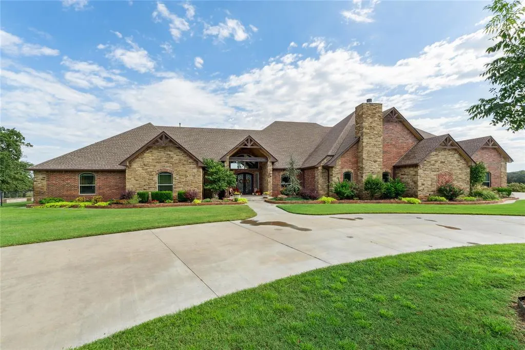 Photo 2 — 10150 E Post Oak Road, Noble, OK 73068