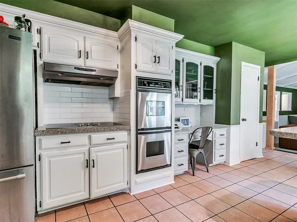 Photo 22 — 1812 Dove Court, Edmond, OK 73034