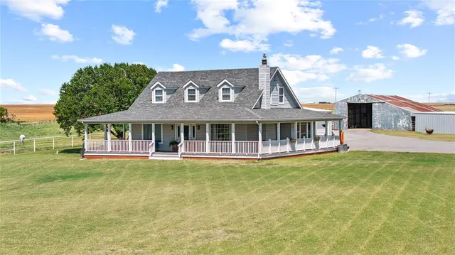 Photo 2 — 12010 N 2260 Road, Cordell, OK 73632