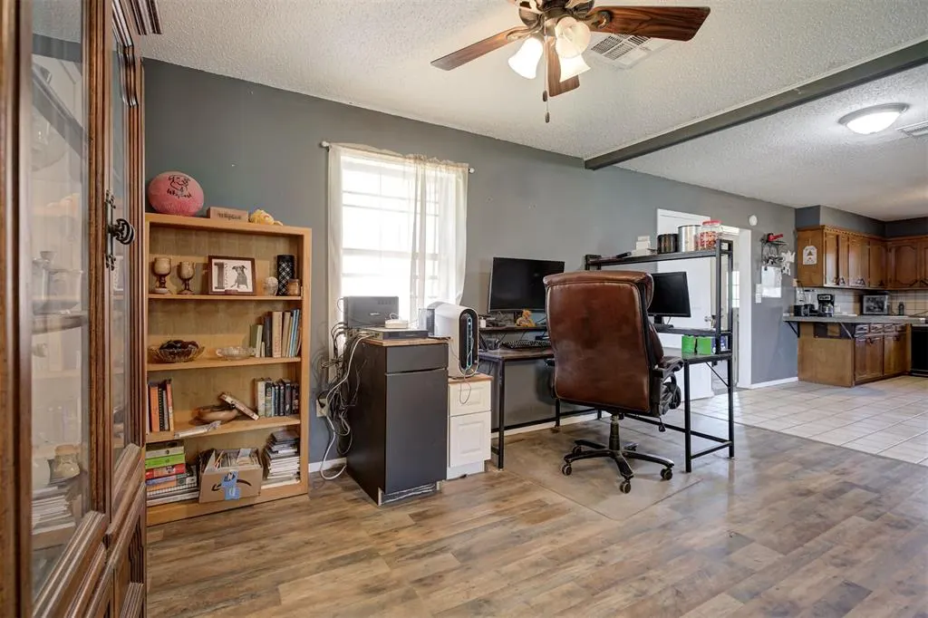 Photo 10 — 34304 Lake Road, Shawnee, OK 74801