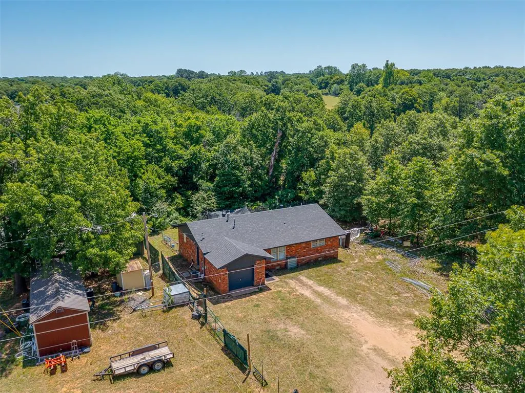 Photo 2 — 20239 Bern Lane, Tecumseh, OK 74873