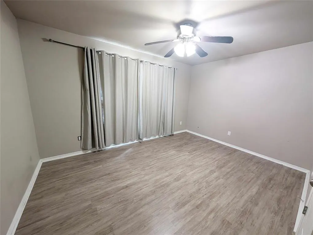 Photo 11 — 10728 NW 27th Street, Yukon, OK 73099