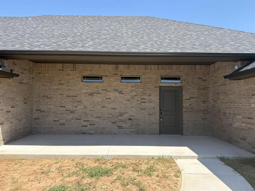 Photo 2 — 3104 E Cedar Creek Pass, Stillwater, OK 74075