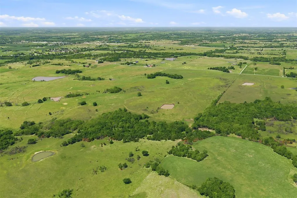 Photo 12 — Fairview Road 7, Davis, OK 73030