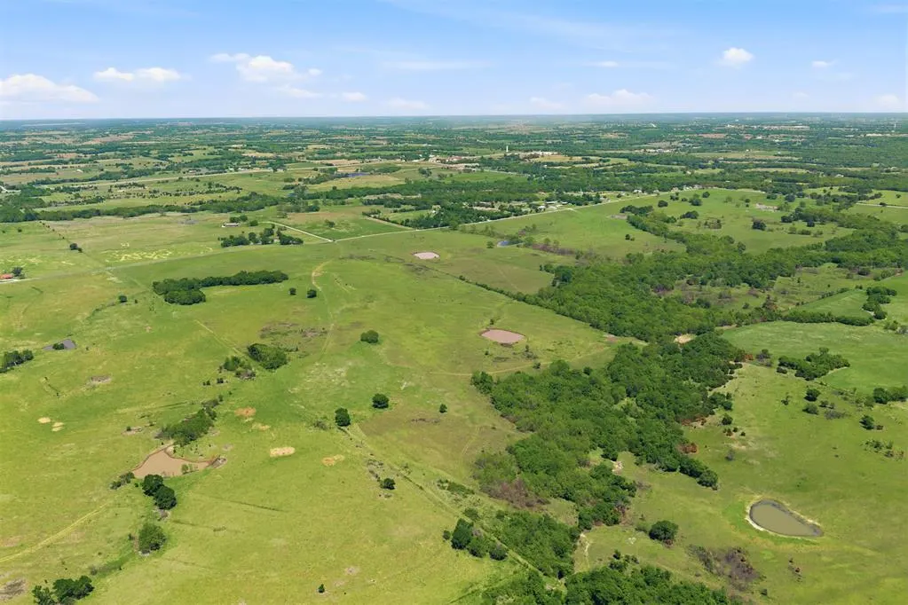 Photo 13 — Fairview Road 7, Davis, OK 73030