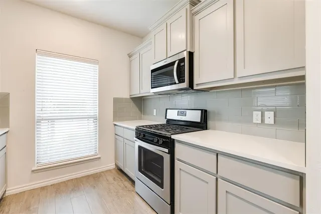 Photo 6 — 13700 Paddington Avenue, Oklahoma City, OK 73142