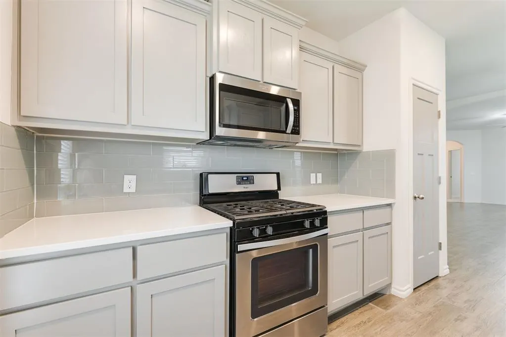 Photo 7 — 13700 Paddington Avenue, Oklahoma City, OK 73142