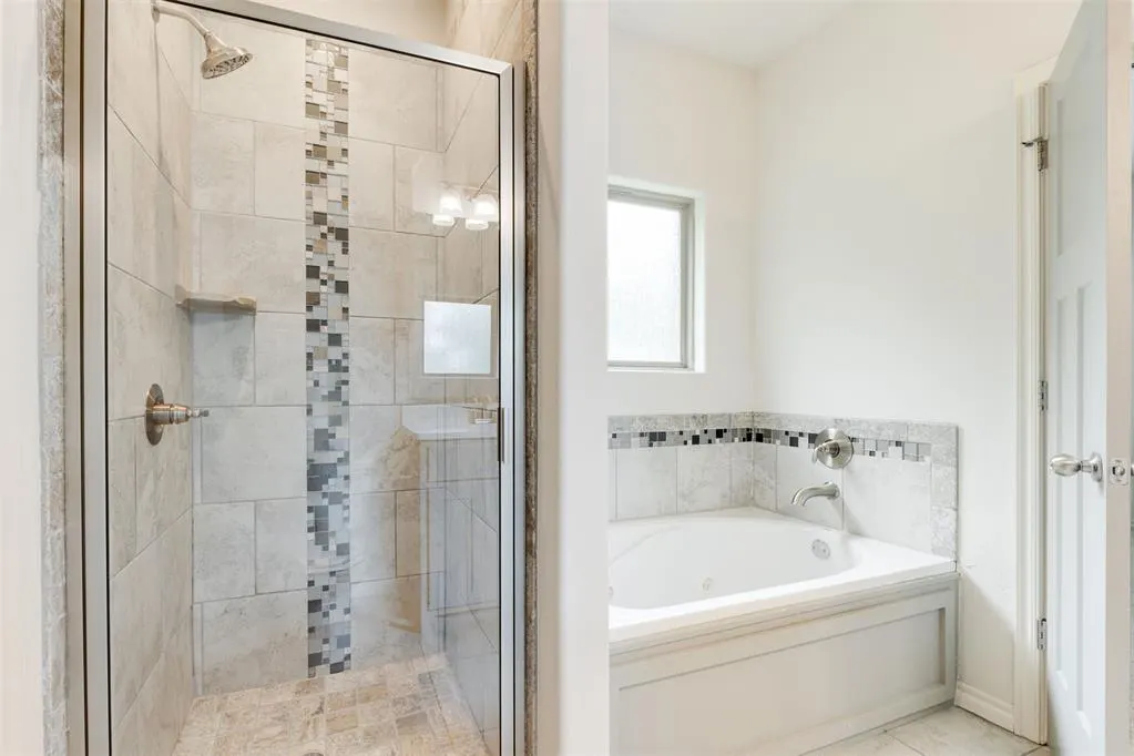 Photo 12 — 13700 Paddington Avenue, Oklahoma City, OK 73142