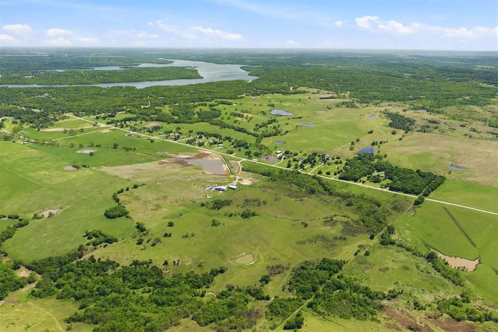 Photo 5 — Primrose Lane 8, Davis, OK 73030