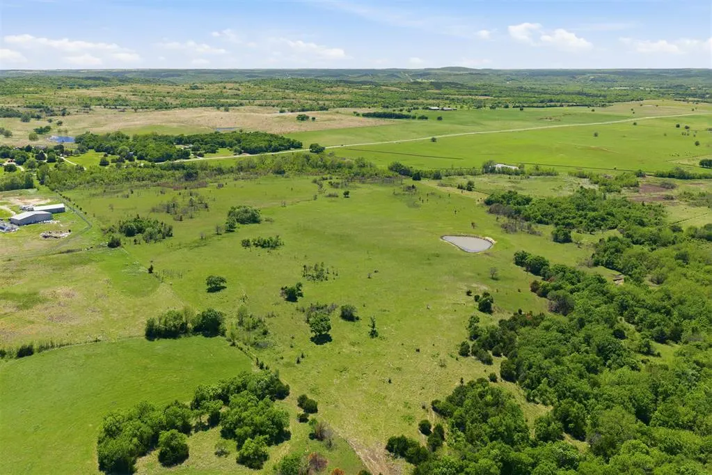 Photo 6 — Primrose Lane 8, Davis, OK 73030