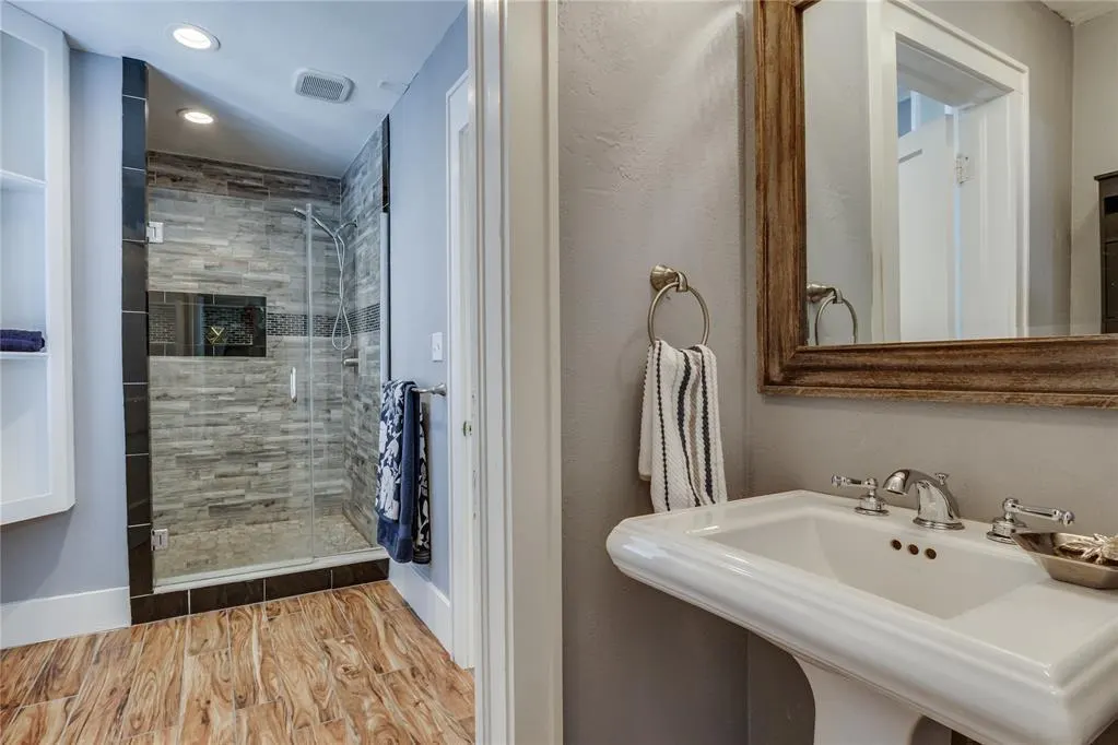 Photo 36 — 711 NE 19th Street, Oklahoma City, OK 73105