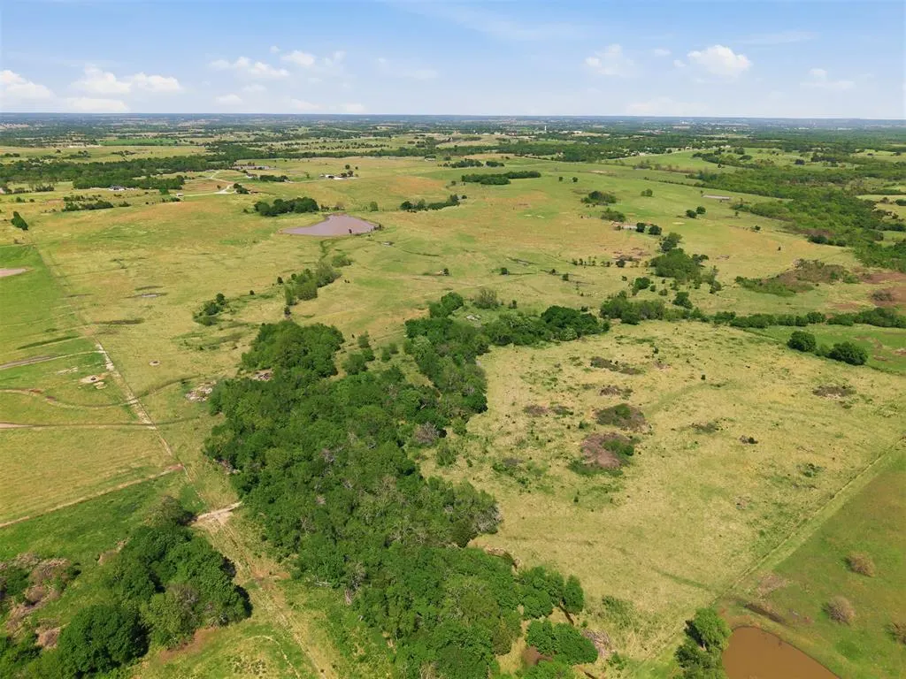 Photo 6 — Fairview Road 9, Davis, OK 73030