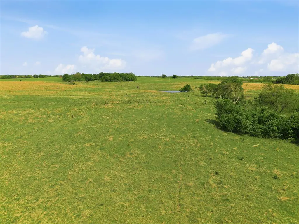 Photo 13 — Fairview Road 9, Davis, OK 73030