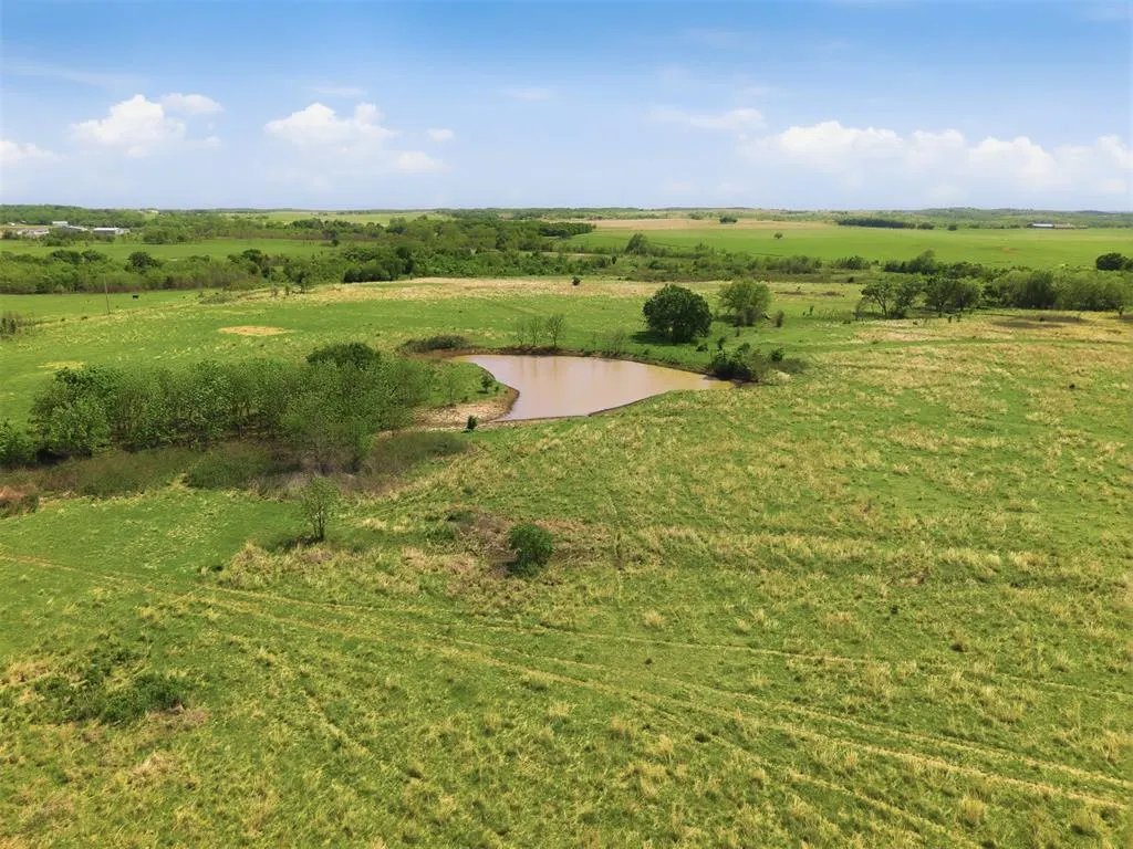 Photo 15 — Fairview Road 9, Davis, OK 73030