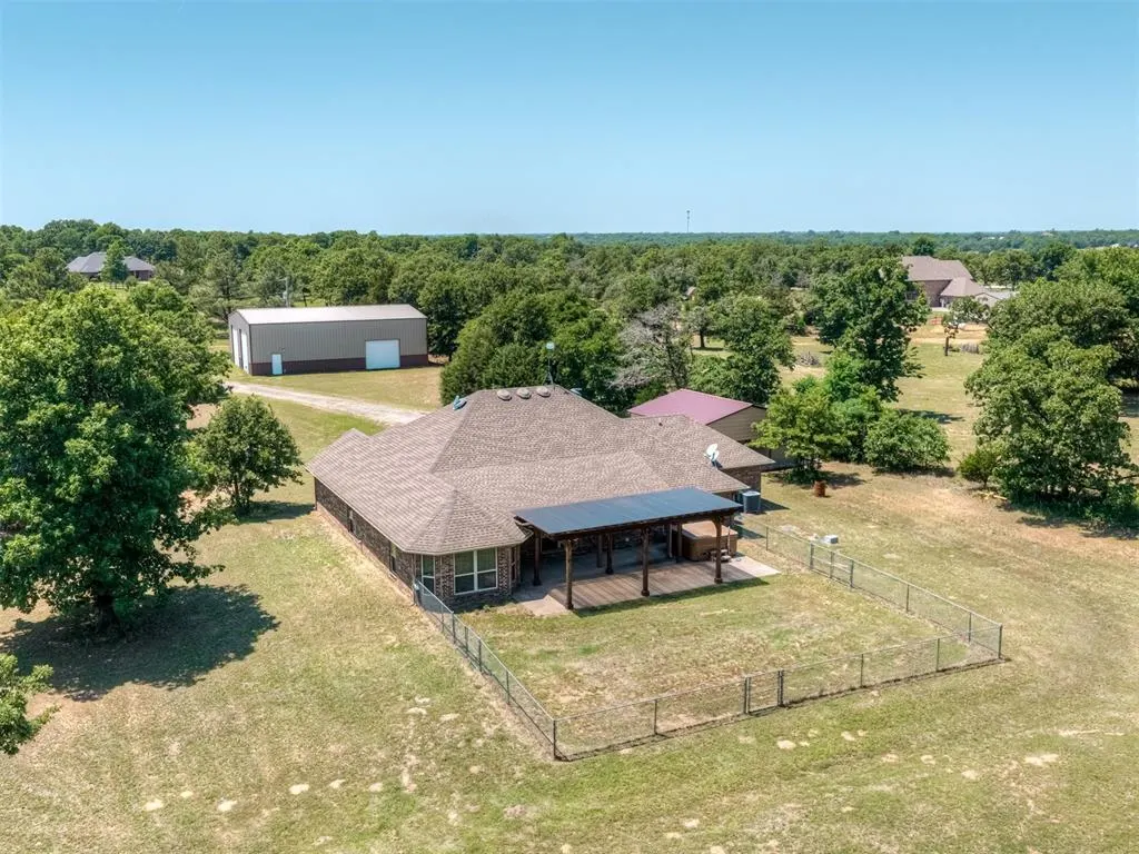 Photo 44 — 30360 Buck Lane, McLoud, OK 74851