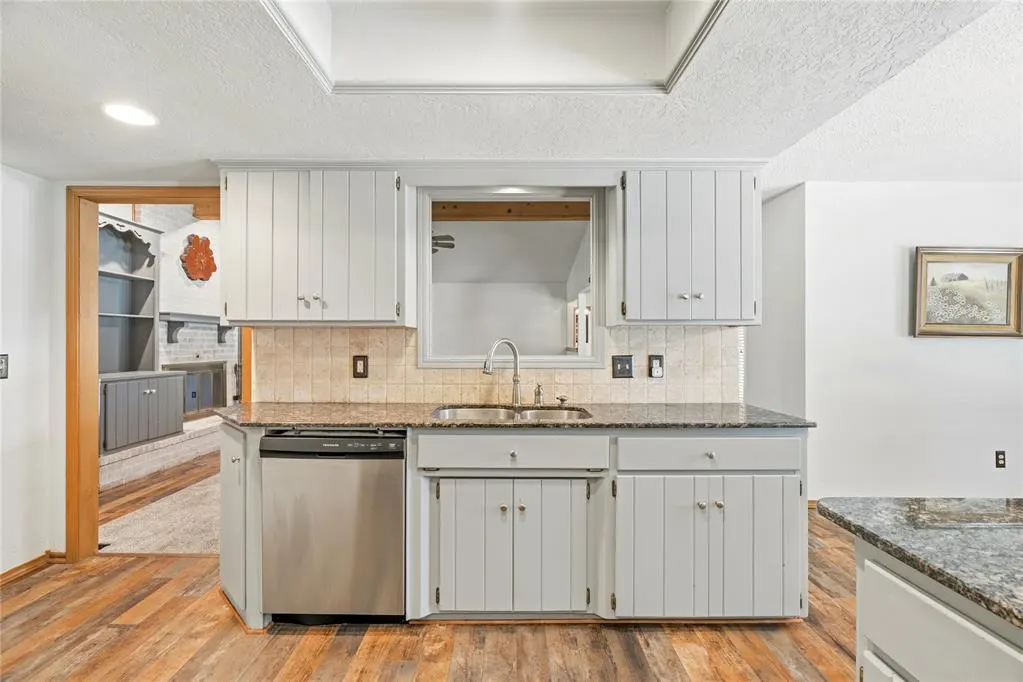 Photo 17 — 8100 Westhaven Drive, Oklahoma City, OK 73169