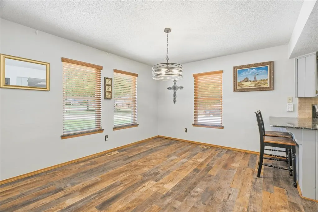Photo 18 — 8100 Westhaven Drive, Oklahoma City, OK 73169