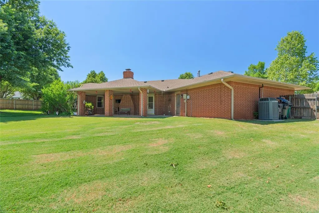 Photo 32 — 8100 Westhaven Drive, Oklahoma City, OK 73169