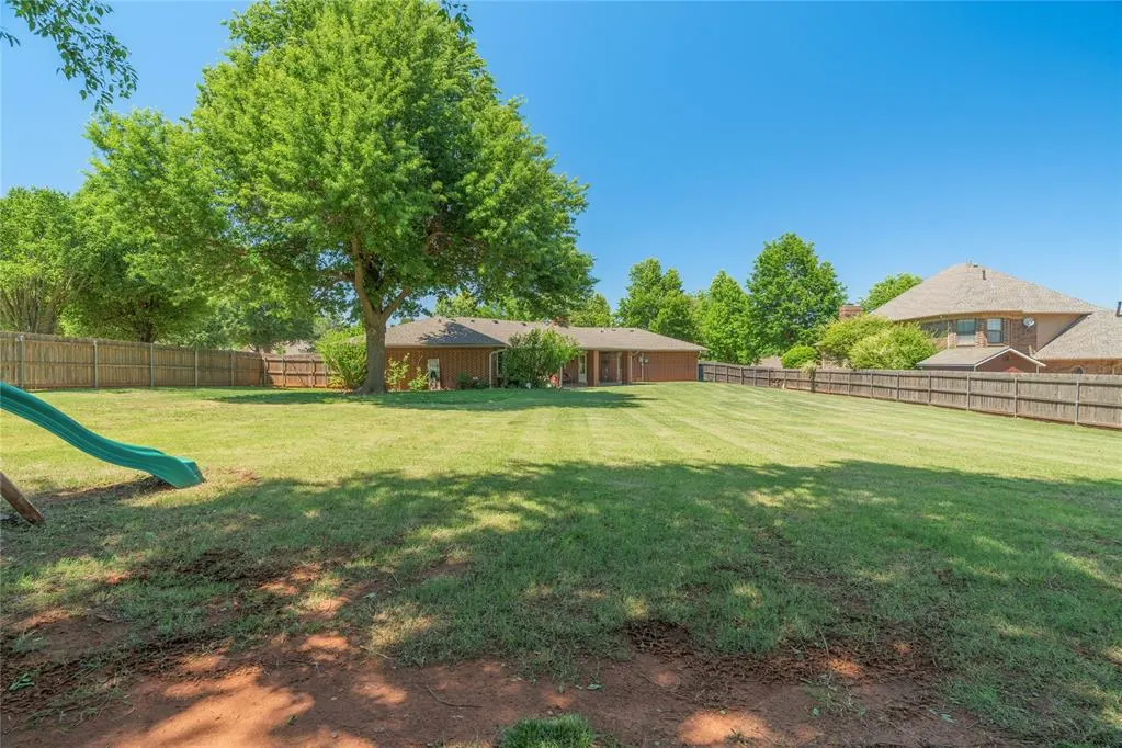 Photo 33 — 8100 Westhaven Drive, Oklahoma City, OK 73169