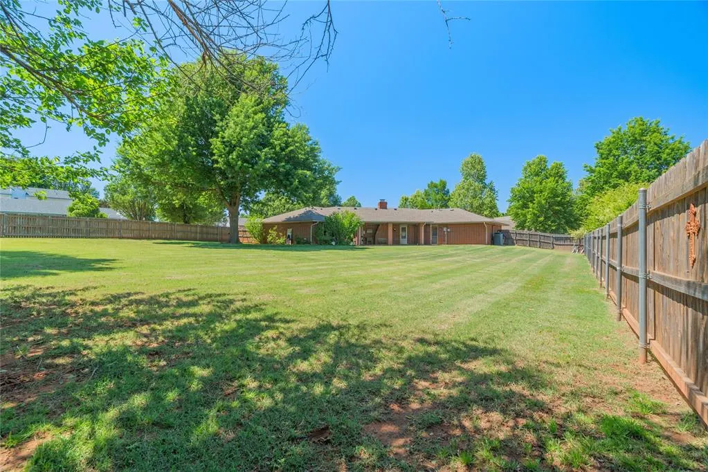 Photo 34 — 8100 Westhaven Drive, Oklahoma City, OK 73169