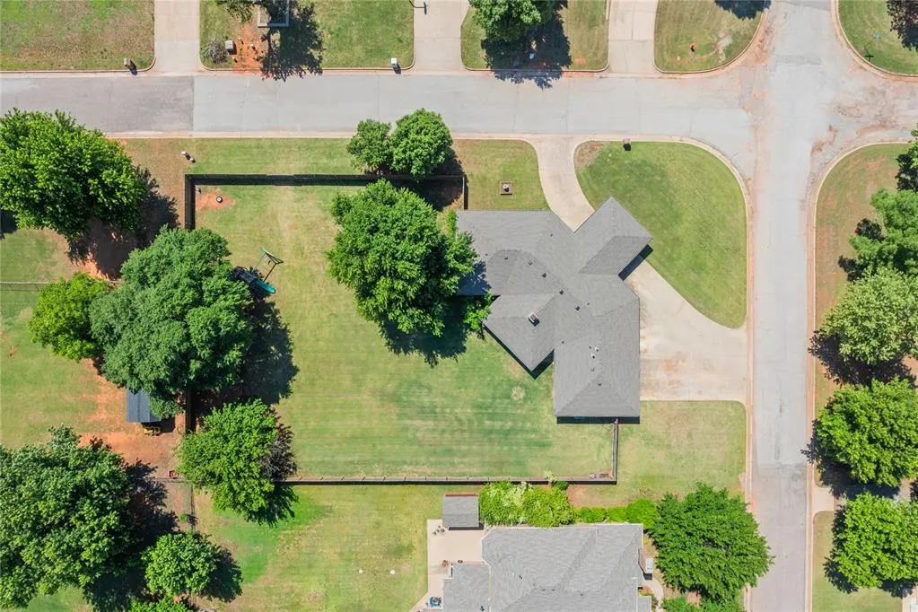Photo 38 — 8100 Westhaven Drive, Oklahoma City, OK 73169