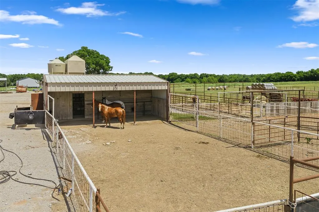 Photo 44 — 1279 110 Highway 10, Davis, OK 73030