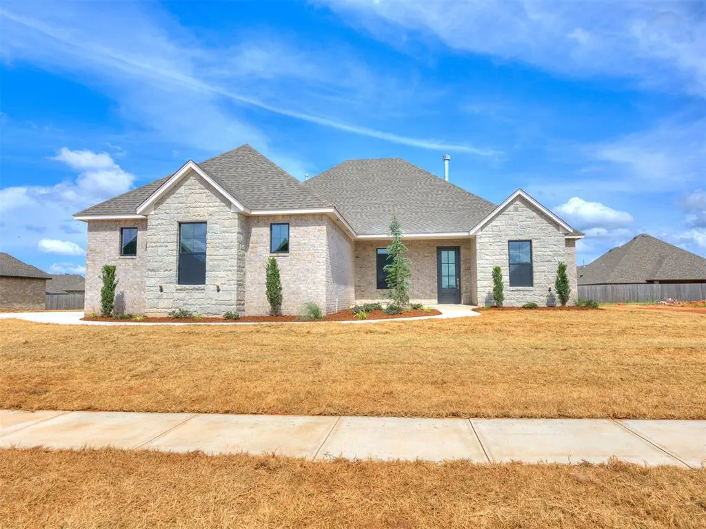 Photo 2 — 1104 Jozie Way, Tuttle, OK 73089