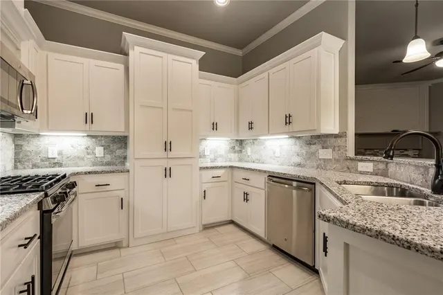Photo 6 — 12036 SW 17th Street, Yukon, OK 73099
