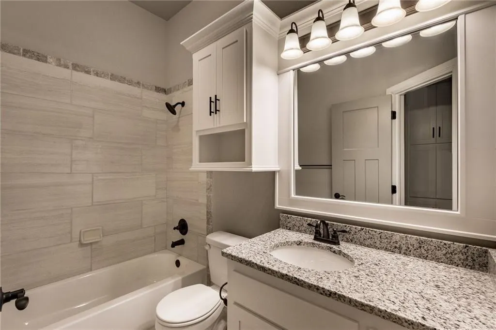 Photo 13 — 12036 SW 17th Street, Yukon, OK 73099